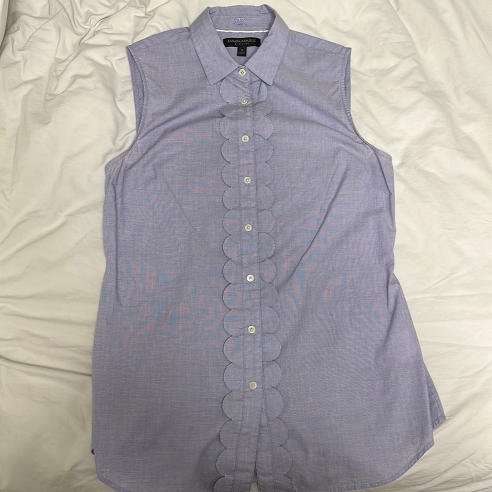Banana Republic Blue Scalloped Sleeveless Blouse